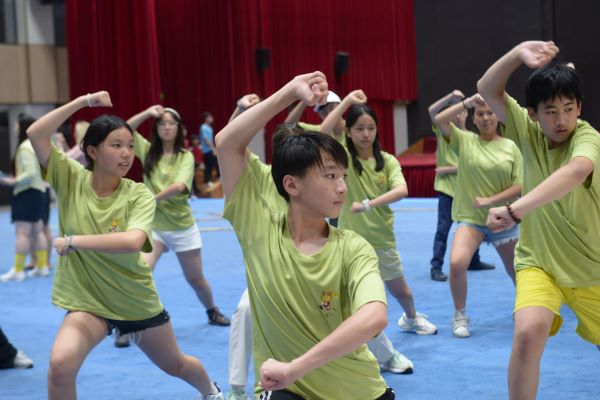 以武为媒溯源中华文化，76名海外华裔青少年在taptap点点体验少林功夫